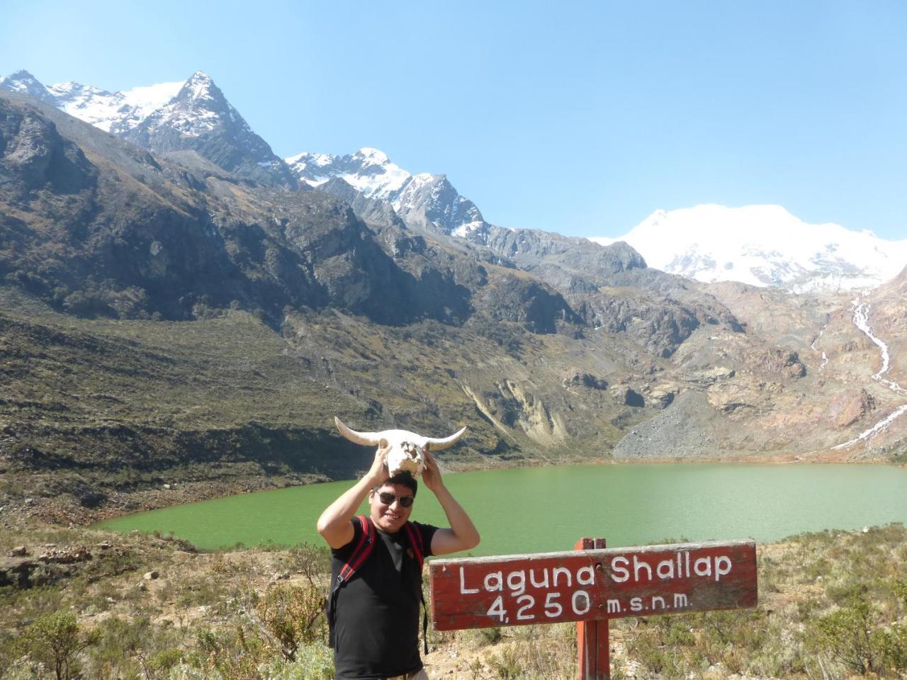 Vacahouse Hostels B&B Huaraz  Bagian luar foto